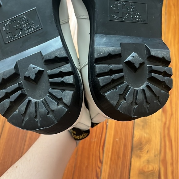 Dr. Martens White 2976 Quad Chelsea Platform Boot Size W9 - Picture 12 of 13